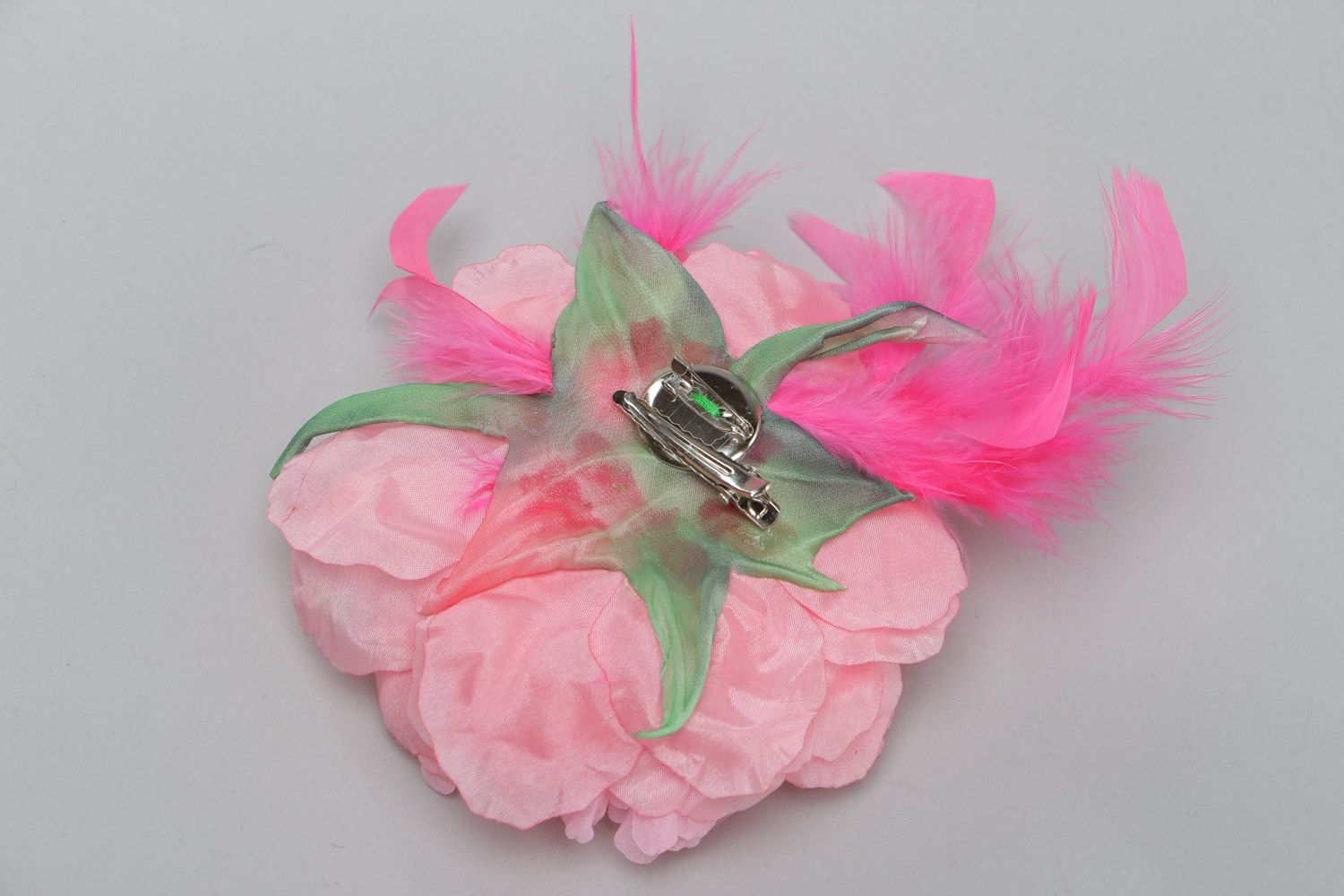 Handmade designer brooch with large bright pink chiffon peony flower with feather photo 3