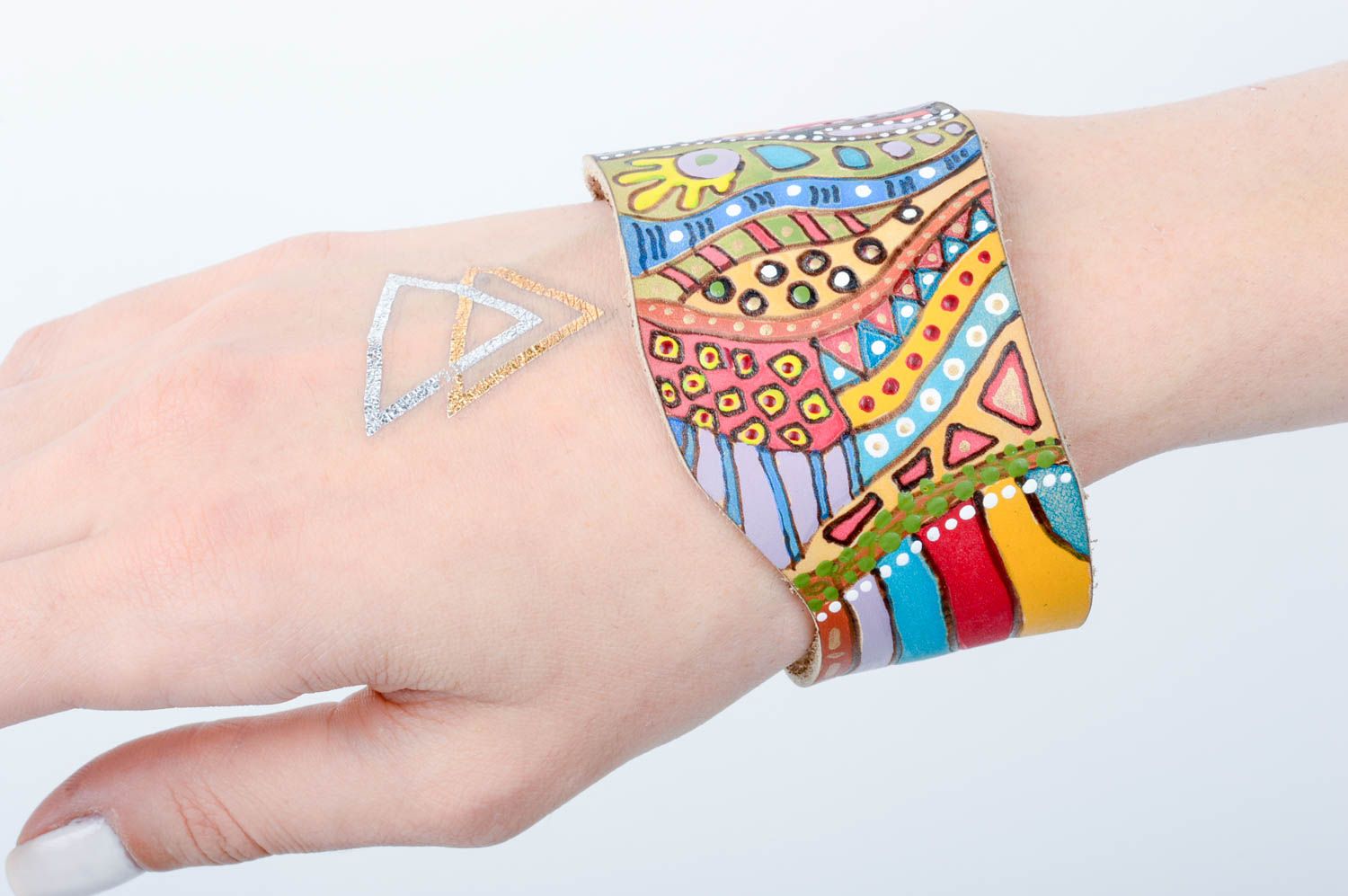 Armband Damen handgeschaffen Accessoire für Frauen originell Leder Armband foto 2