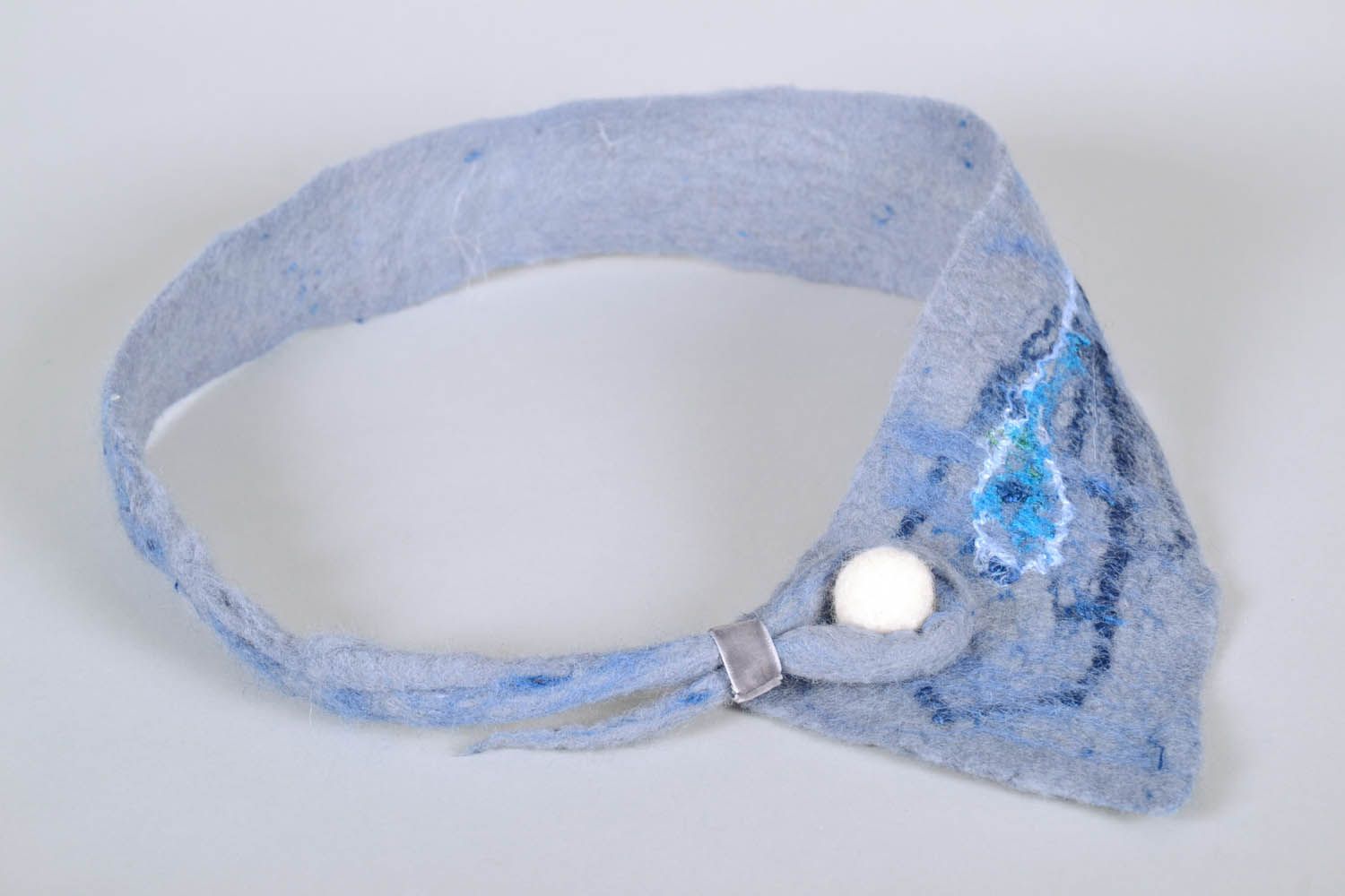 Damen Gürtel handmade Accessoire für Frauen schöner Gürtel aus Filz in Blau foto 2
