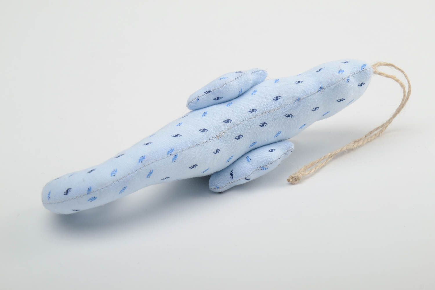 Jouet mou à accrocher Hippocampe en coton bleu à pois décoratif fait main photo 3