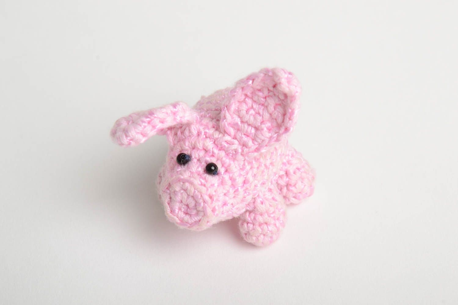 Игрушка ручной работы игрушка свинка подарок ребенку игрушка крючком розовая фото 4