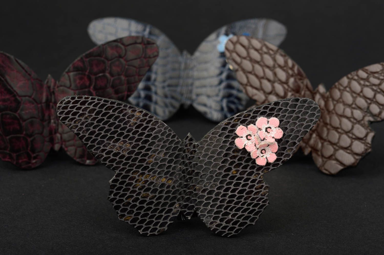 Дизайнерское украшение брошь бабочка бижутерия ручной работы авторская бижутерия фото 1