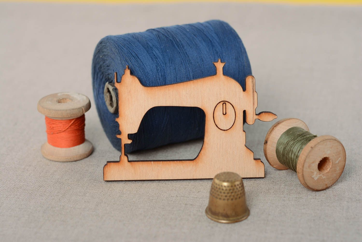 Elemento decorativo para pintura Máquina de coser foto 3