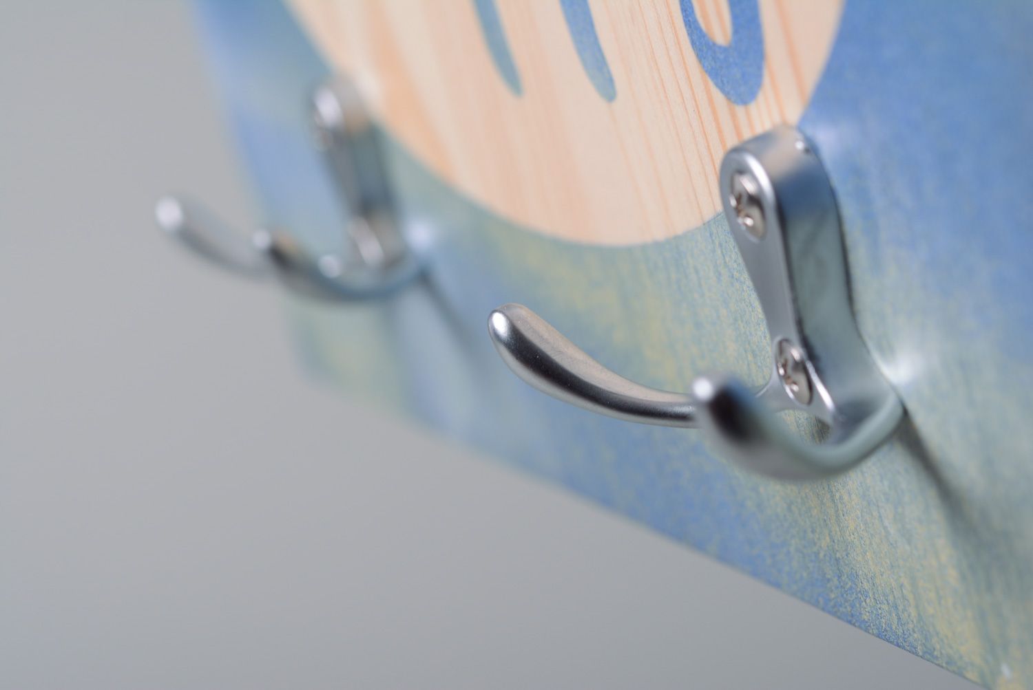 Porte-clés mural fait main original de couleur bleue avec pince de papier photo 2
