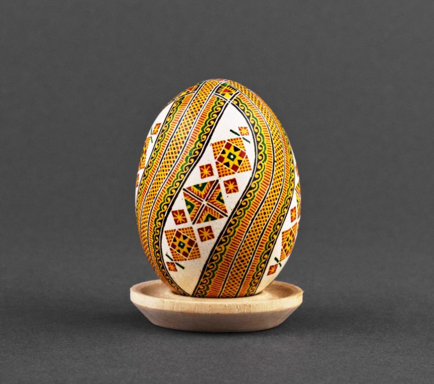 Easter hand painted egg photo 2