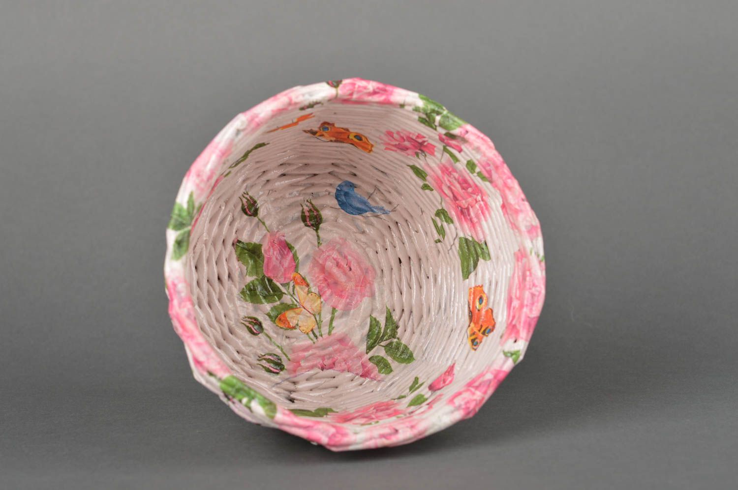 Handmade Korb aus Papier Tisch Deko Korb Aufbewahrung rosa rund originell foto 3