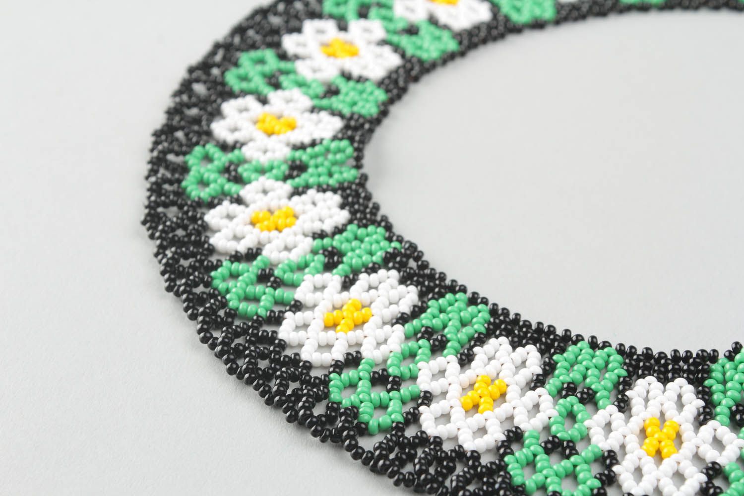 Multi-row beaded necklace photo 3