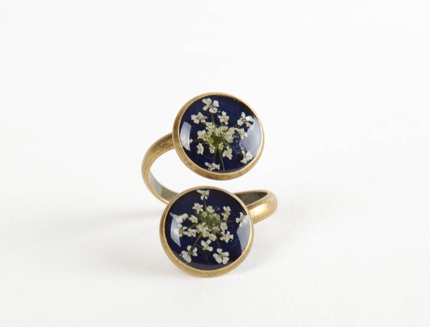 Handmade elegant dark blue metal jewelry ring with flowers in epoxy resin photo 4