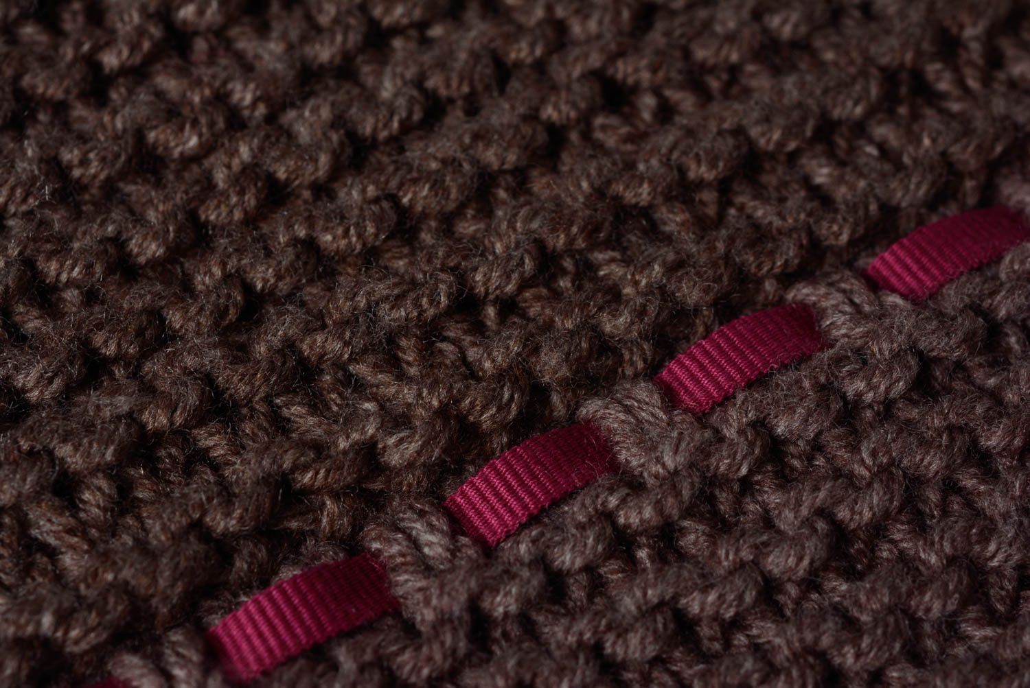 Funda de almohada tejida con dos agujas de lana artesanal  foto 3