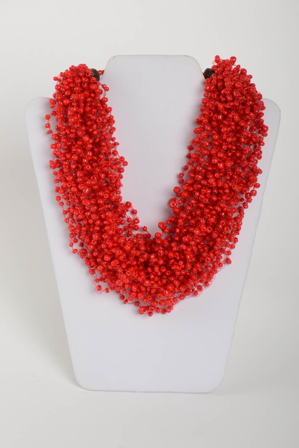 Handmade red beaded necklace unusual elegant necklace stylish female jewelry photo 2