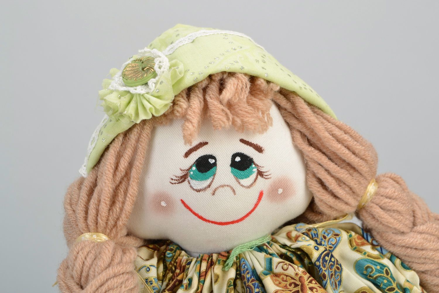 Текстильная кукла Зеленая шапочка фото 5