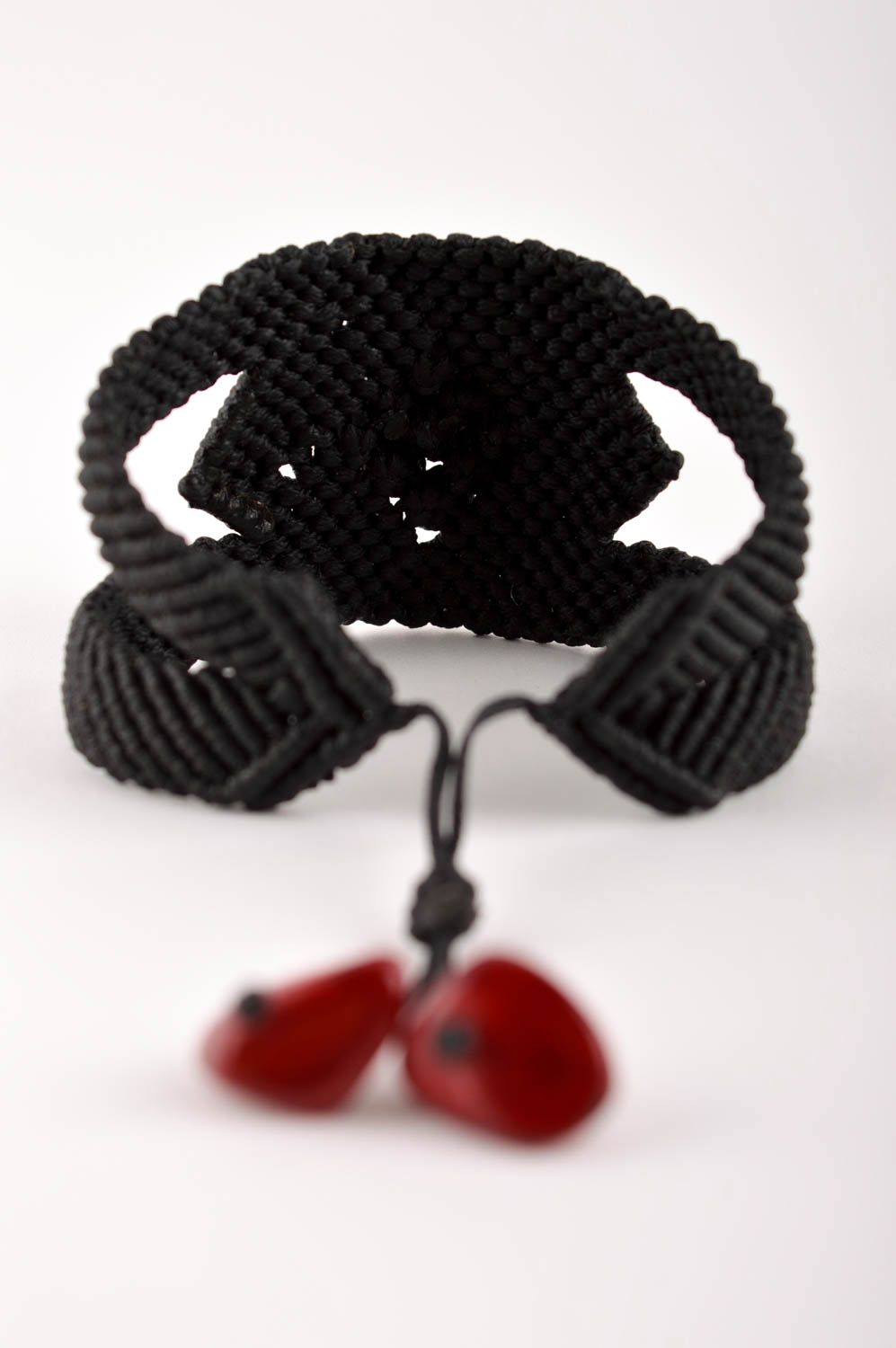 Makramee Armband handgefertigt exklusiver Schmuck Geschenk für Frauen schwarz foto 4