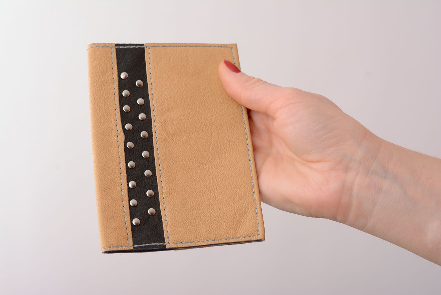 Leather passport cover with rivets photo 3