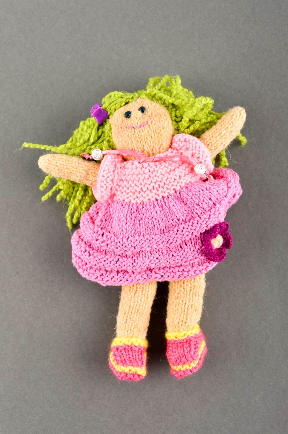 Poupée fille en robe rose Jouet fait main tricoté original Cadeau enfant photo 1