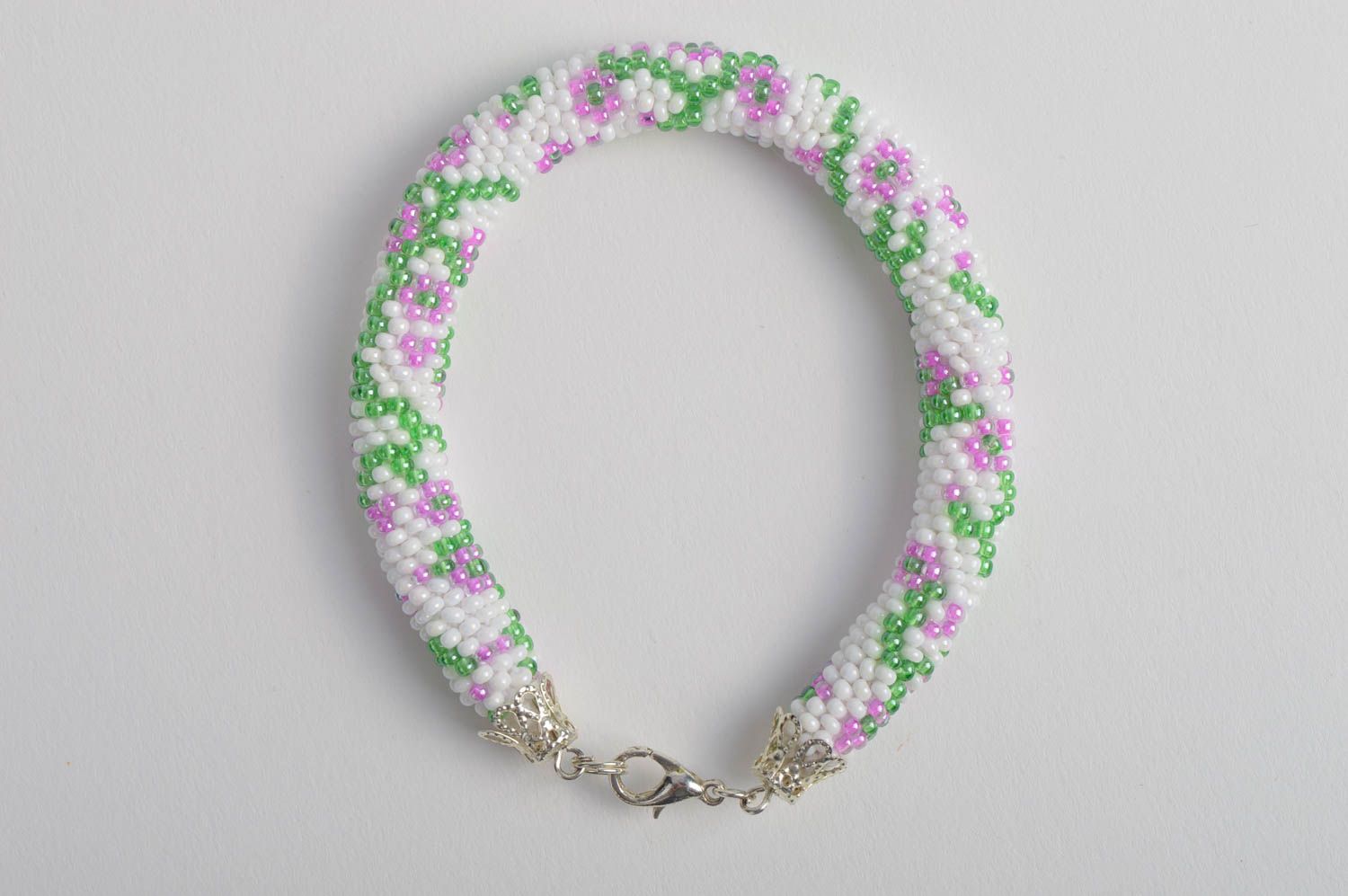 Bracelet perles de rocaille Bijou fait main blanc motif floral Cadeau fille photo 2