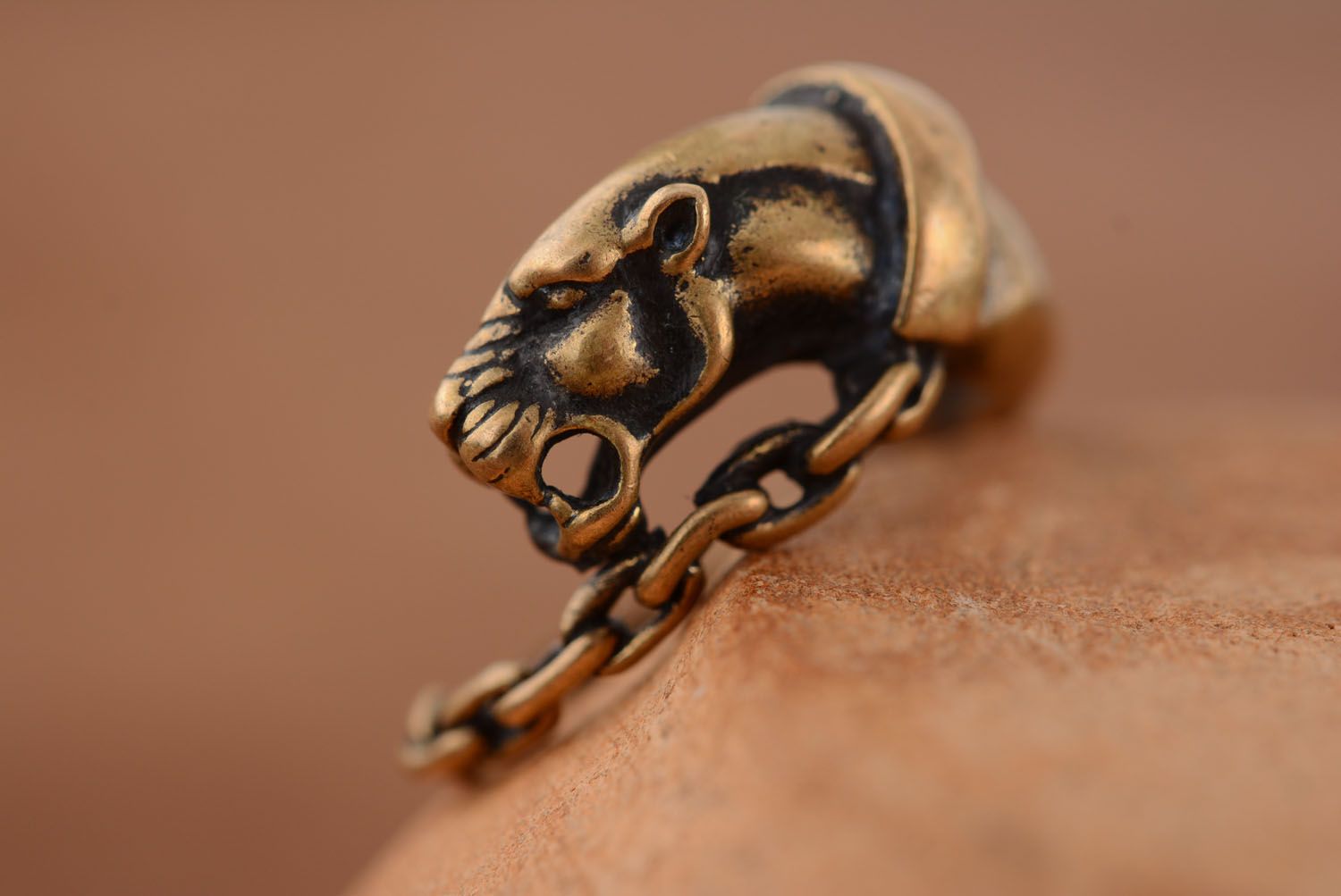 Bronze ring Panther on a Chain photo 3