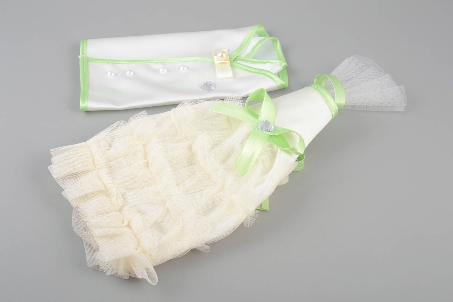 Handmade cute white and green clothes for bottles set of bride and groom  photo 2