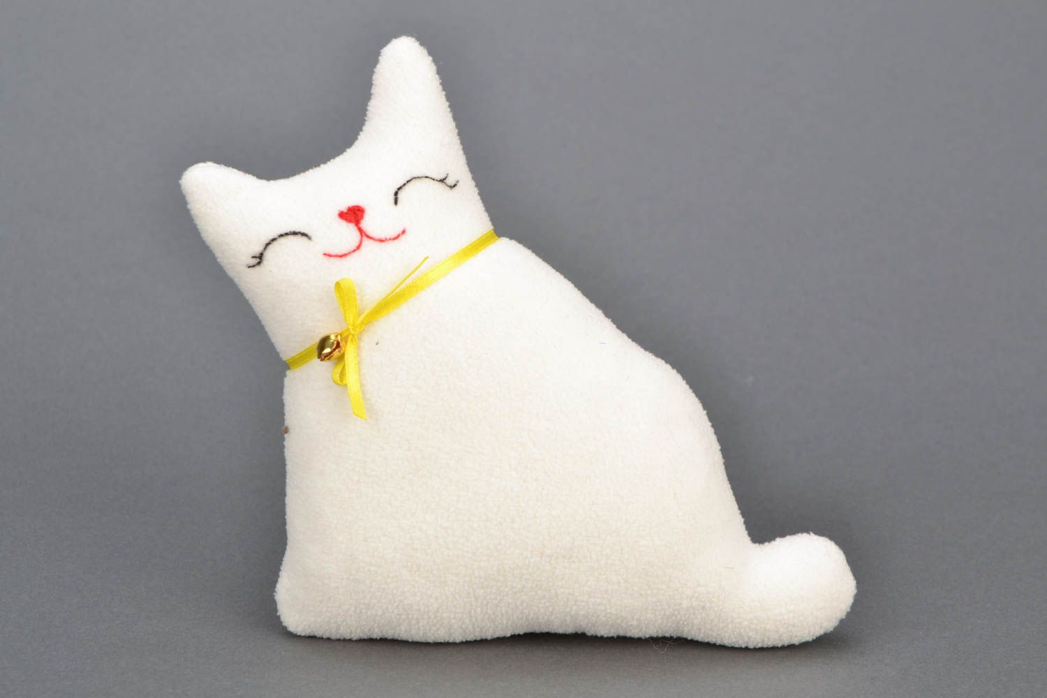 Soft fleece toy Dreaming Cat photo 1