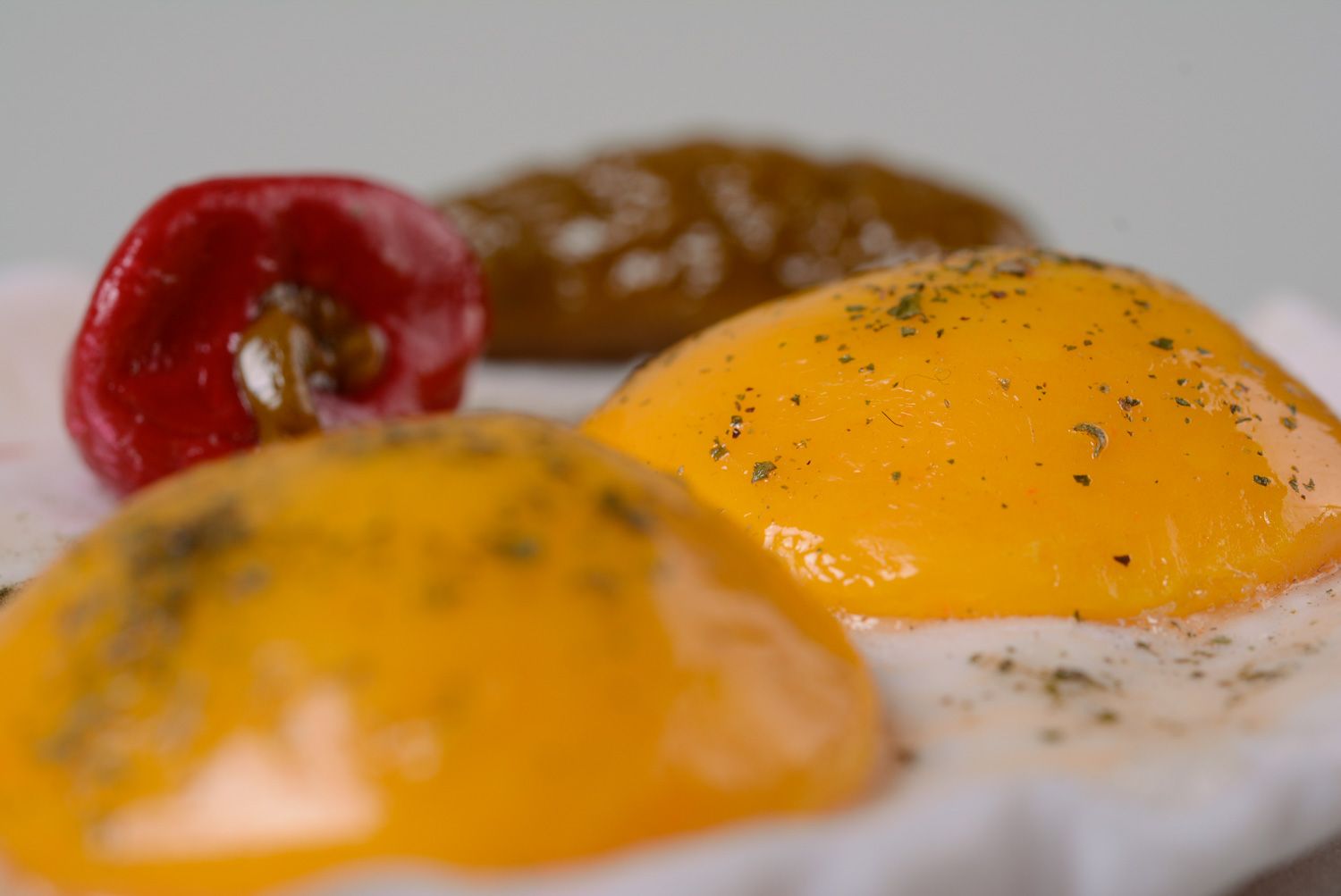 Aimant pour frigo en pâte polymère original décor fait à la main Omelette photo 4