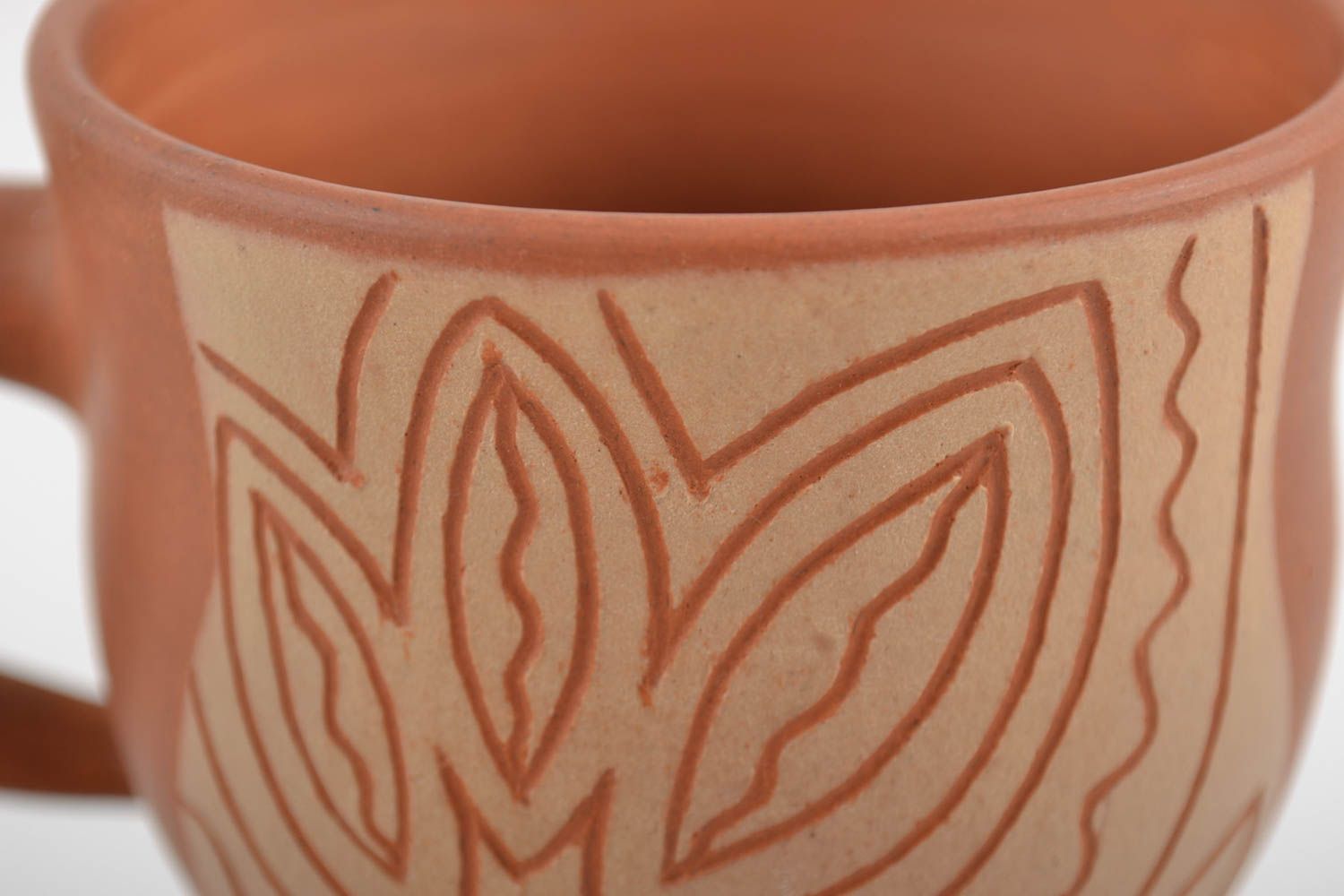 Set of three ceramic cups for coffee with cave drawings photo 4
