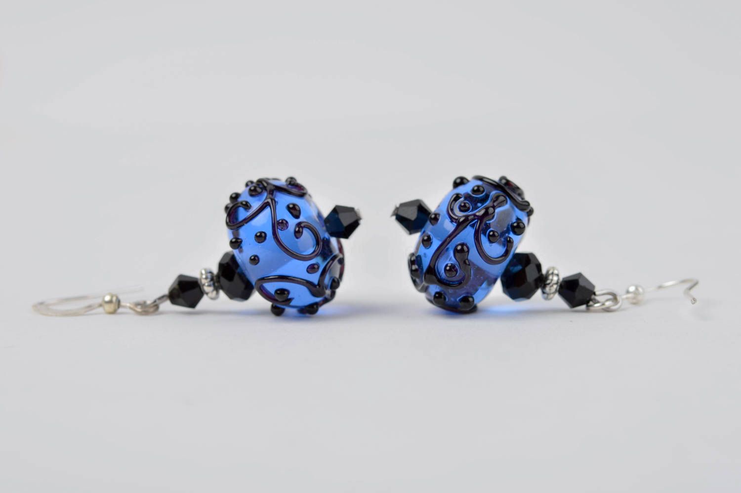 Boucles d'oreilles fantaisie Bijou fait main petites bleues Cadeau femme photo 2