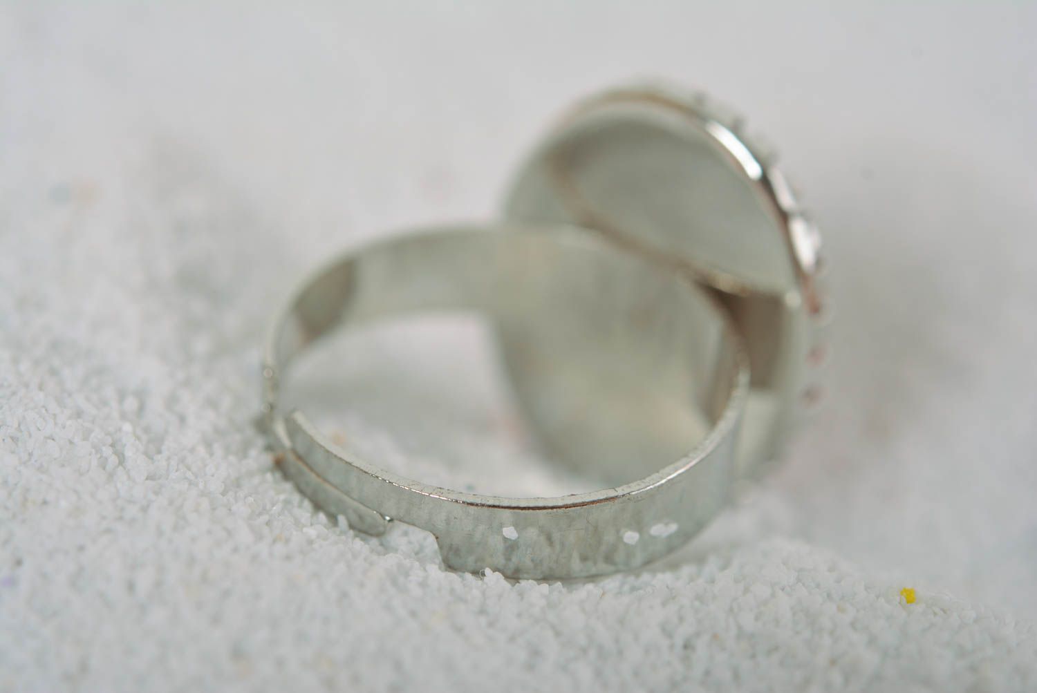 Кольцо ручной работы модная бижутерия овальное кольцо с камеей розовое с белым фото 4
