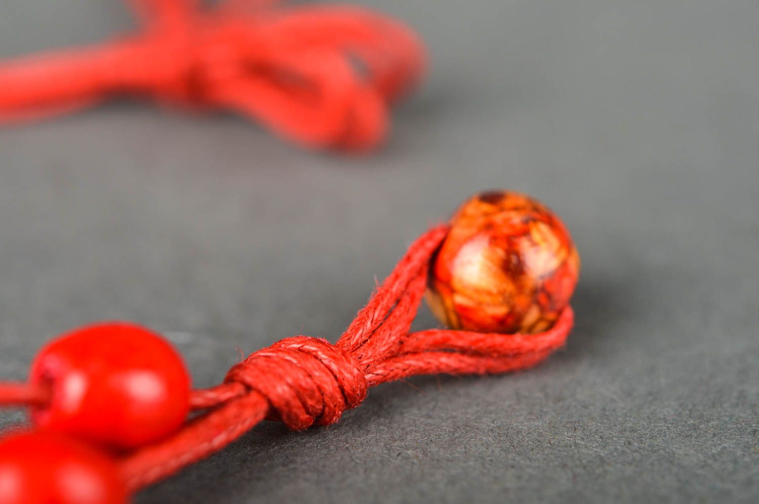 Pulsera artesanal de cordón rojo pulsera con cuentas accesorio para mujer foto 4