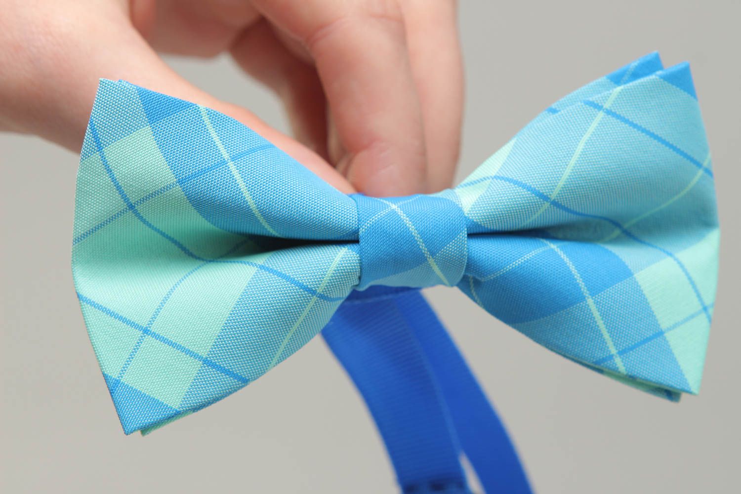 Blue fabric bow tie photo 4