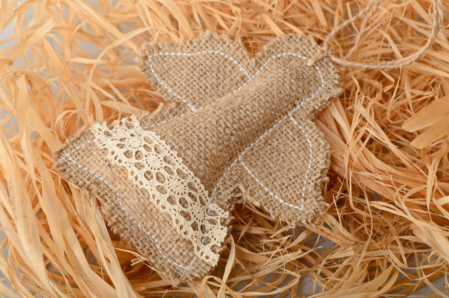 Interior decoration made of burlap and lace photo 1