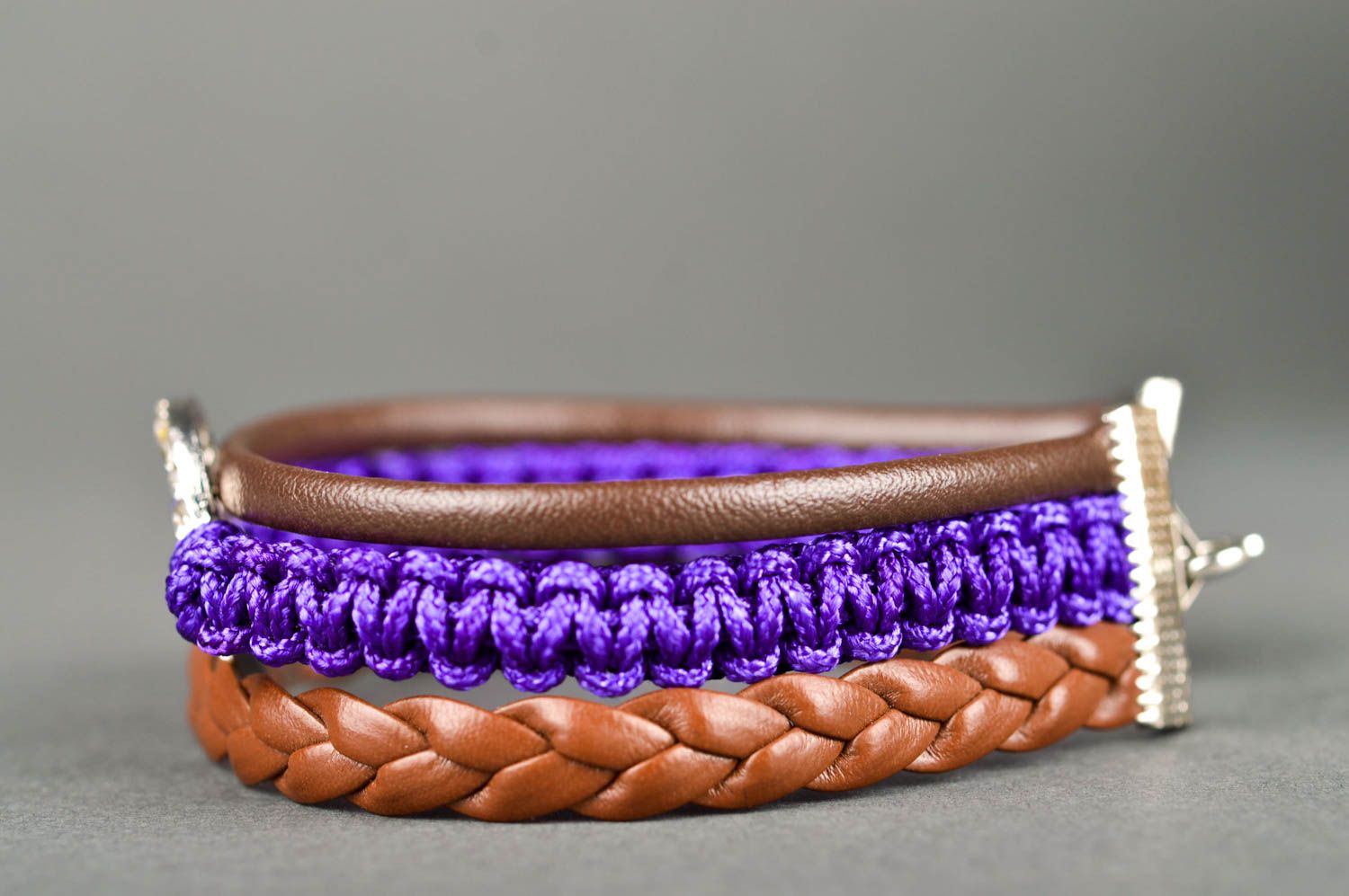 Браслет из шнуров браслет ручной работы модная бижутерия коричневая с фиолетовым фото 4