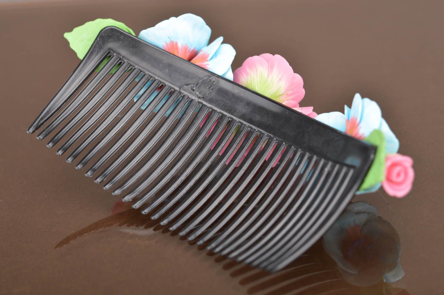 Handmade comb for hair of tender design with flowers made of polymer clay photo 4