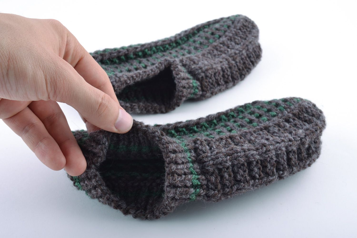 Beautiful gray handmade warm knitted half-woolen slippers photo 5