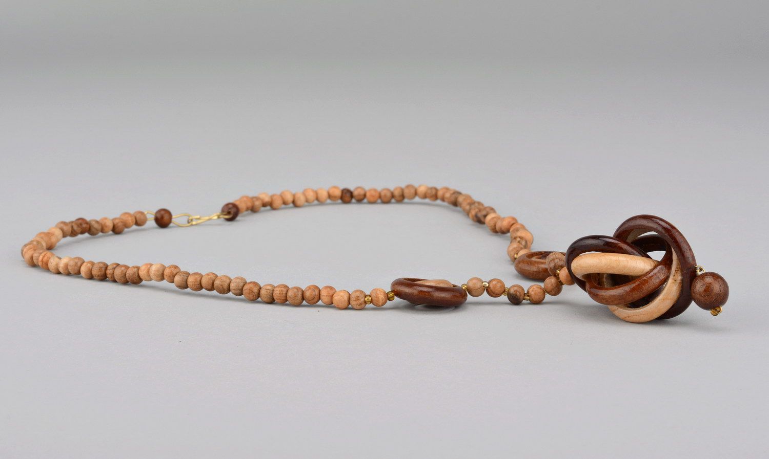Wooden beads with a clasp photo 1