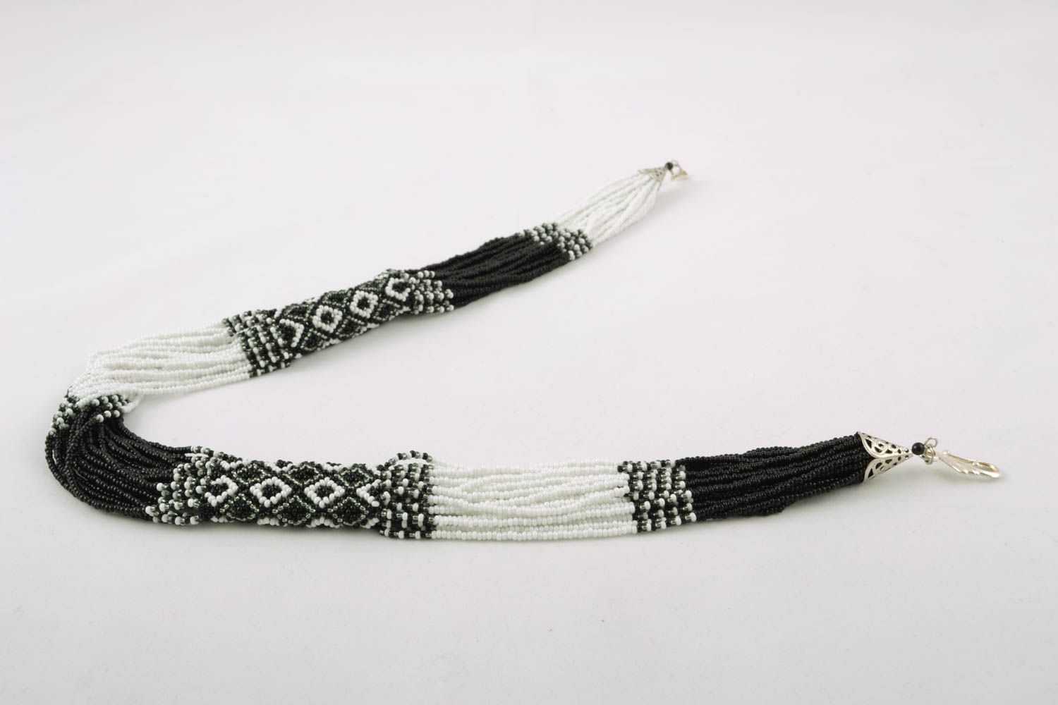 Black-and-white multi-row beaded necklace photo 1