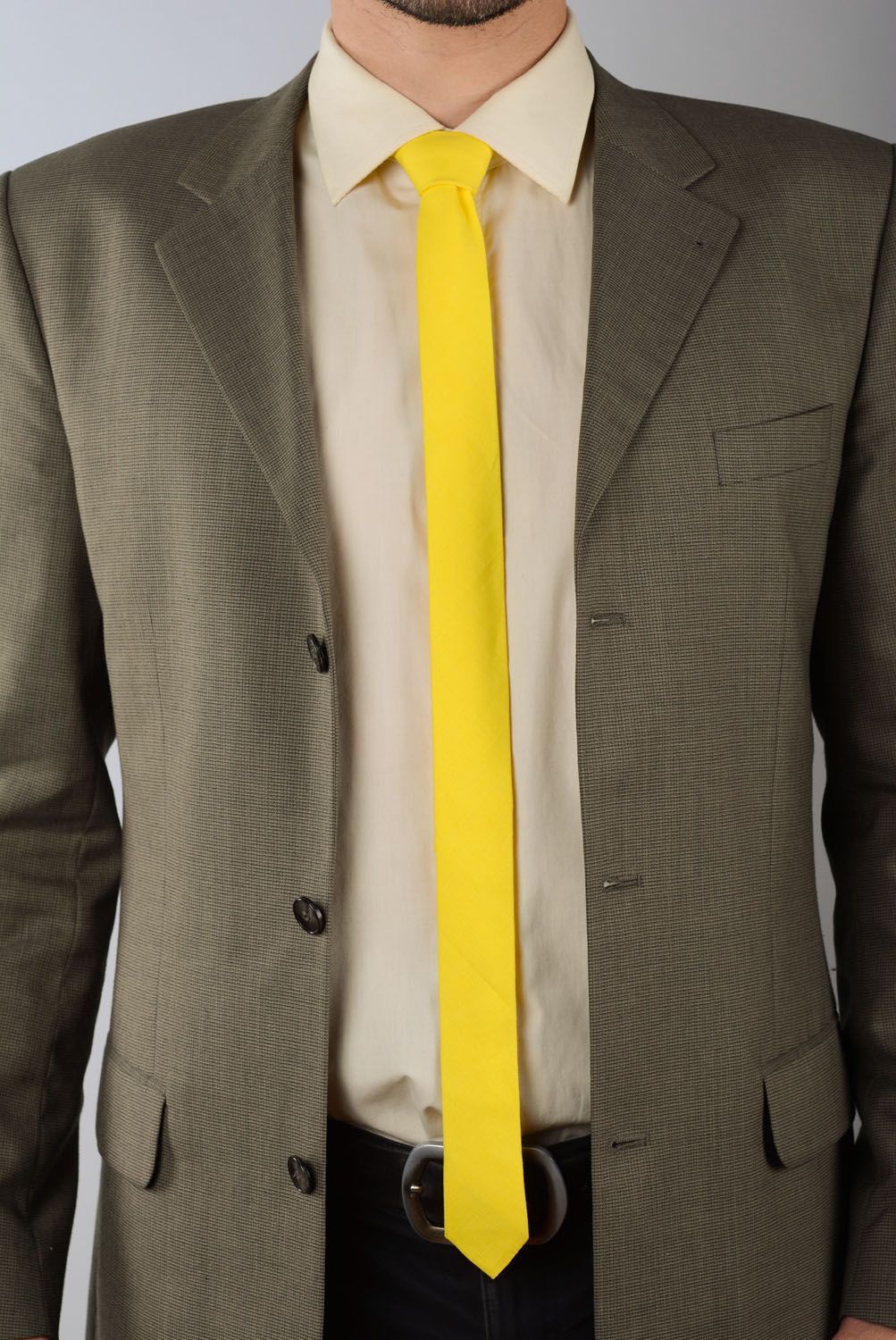 Cravate en lin jaune faite main photo 1
