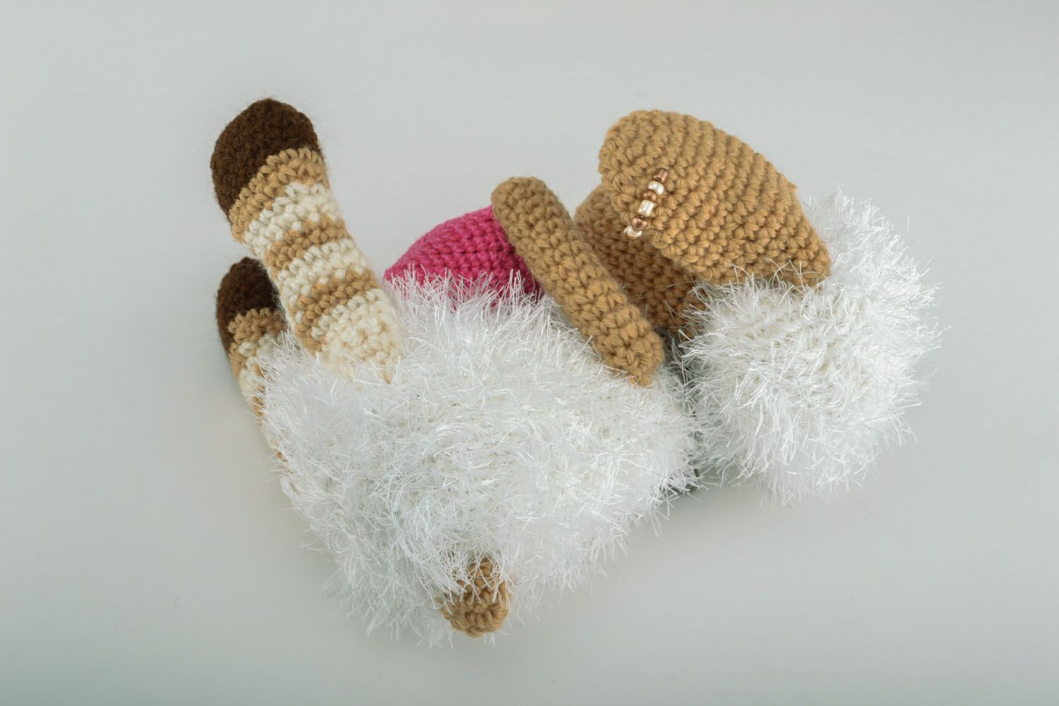 Giocattolo a maglia fatto a mano pupazzo morbido a forma di pecorella
 foto 3