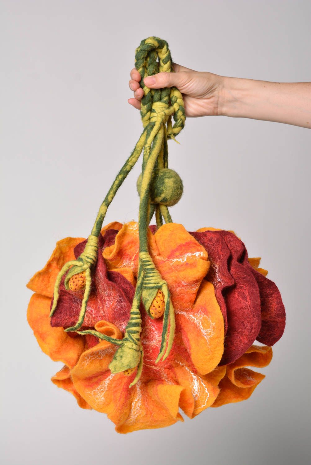 Handmade designer large bag felted of wool in the shape of orange flower photo 2