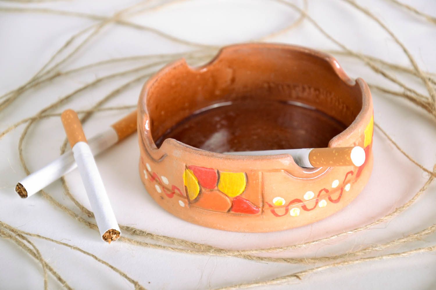 Beautiful ceramic ashtray photo 1