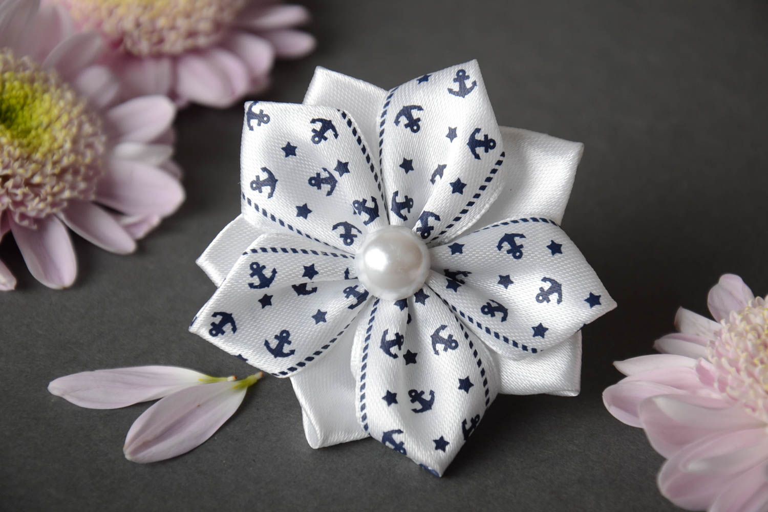 Handmade hair tie with kanzashi flower folded of white and patterned ribbons photo 1