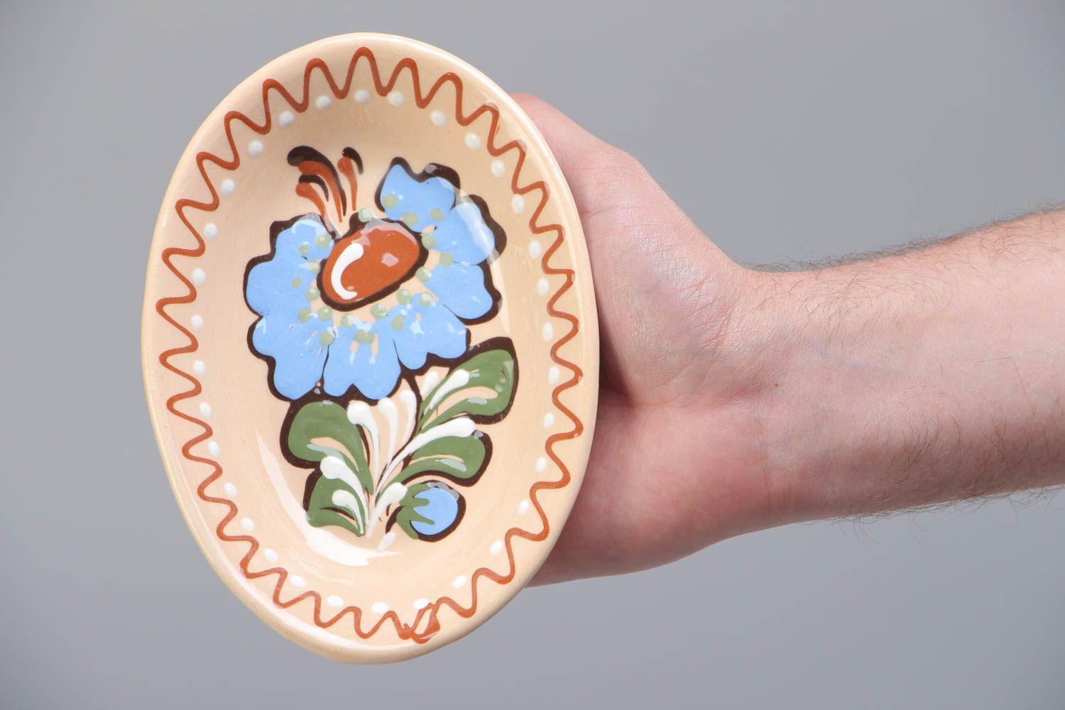 Bol en argile fait main original peint à motif technique de cuisson au lait photo 5