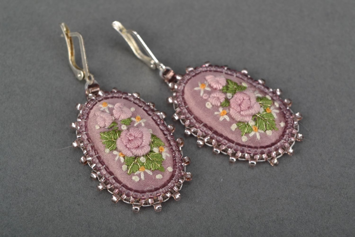 Vintage earrings with satin stitch embroidery photo 4