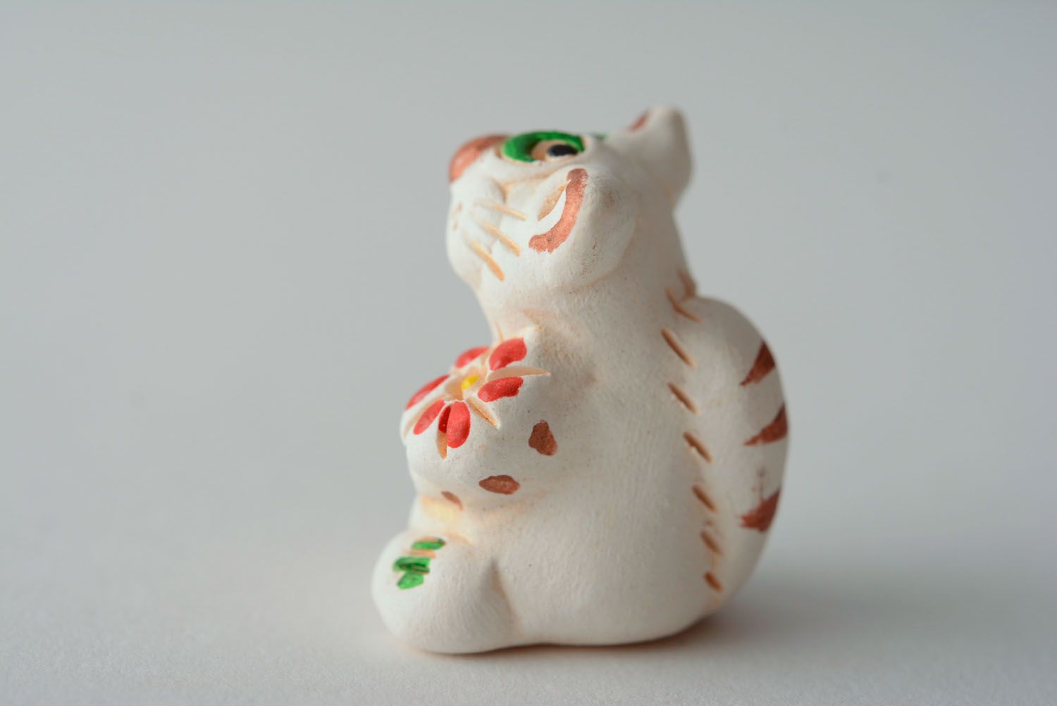 Figurine miniature chat en céramique faite main photo 5