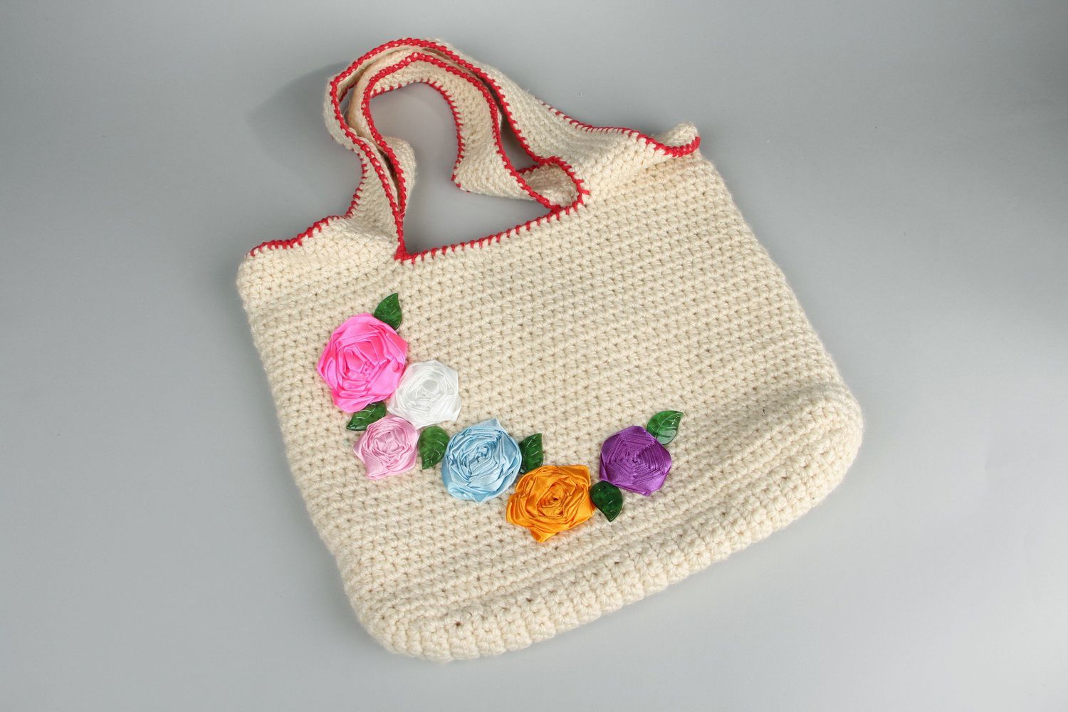Crochet bag Roses photo 2