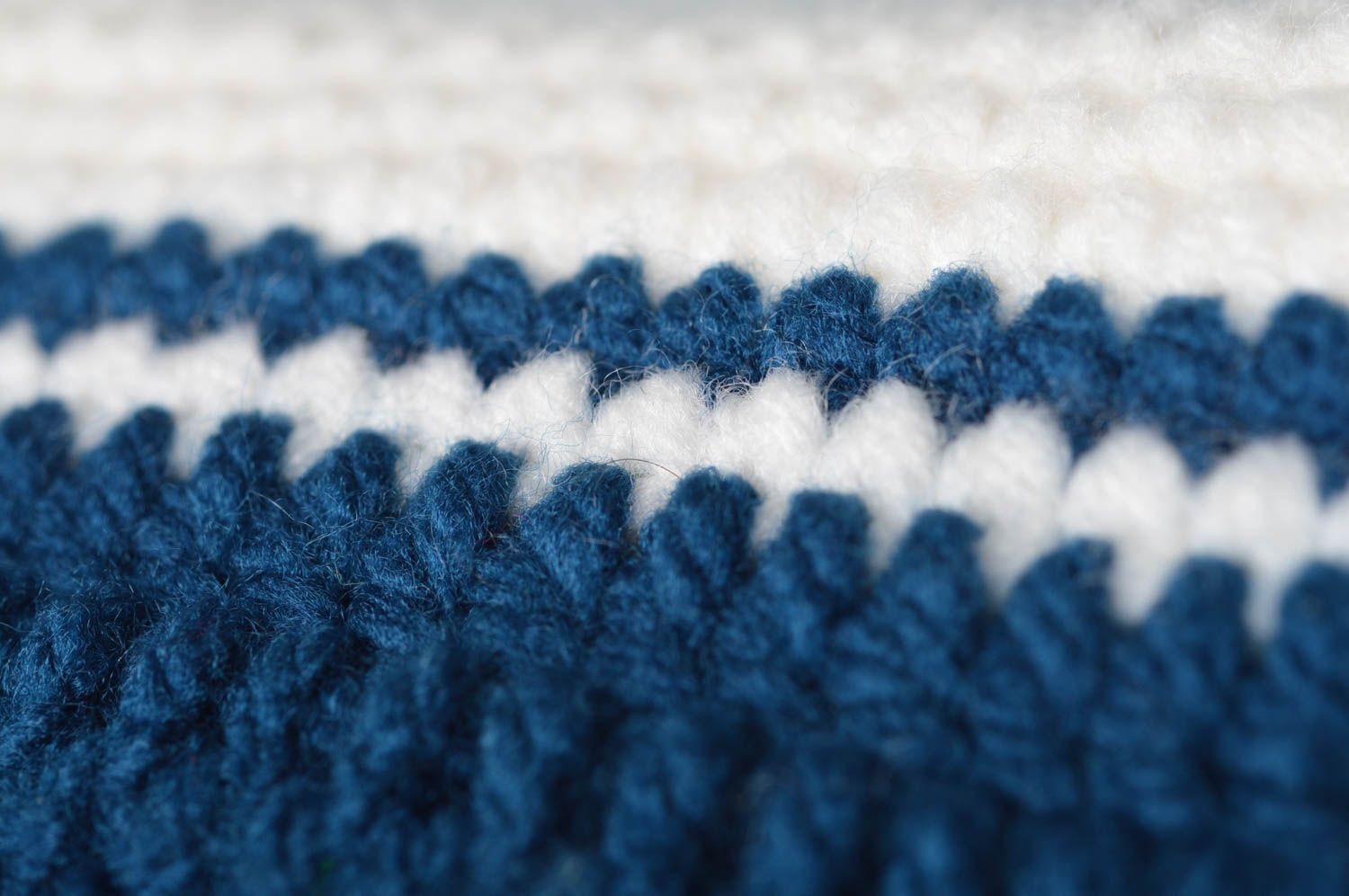 Pantoufles tricot Chaussons fait main Accessoire homme bleu crochet design photo 5