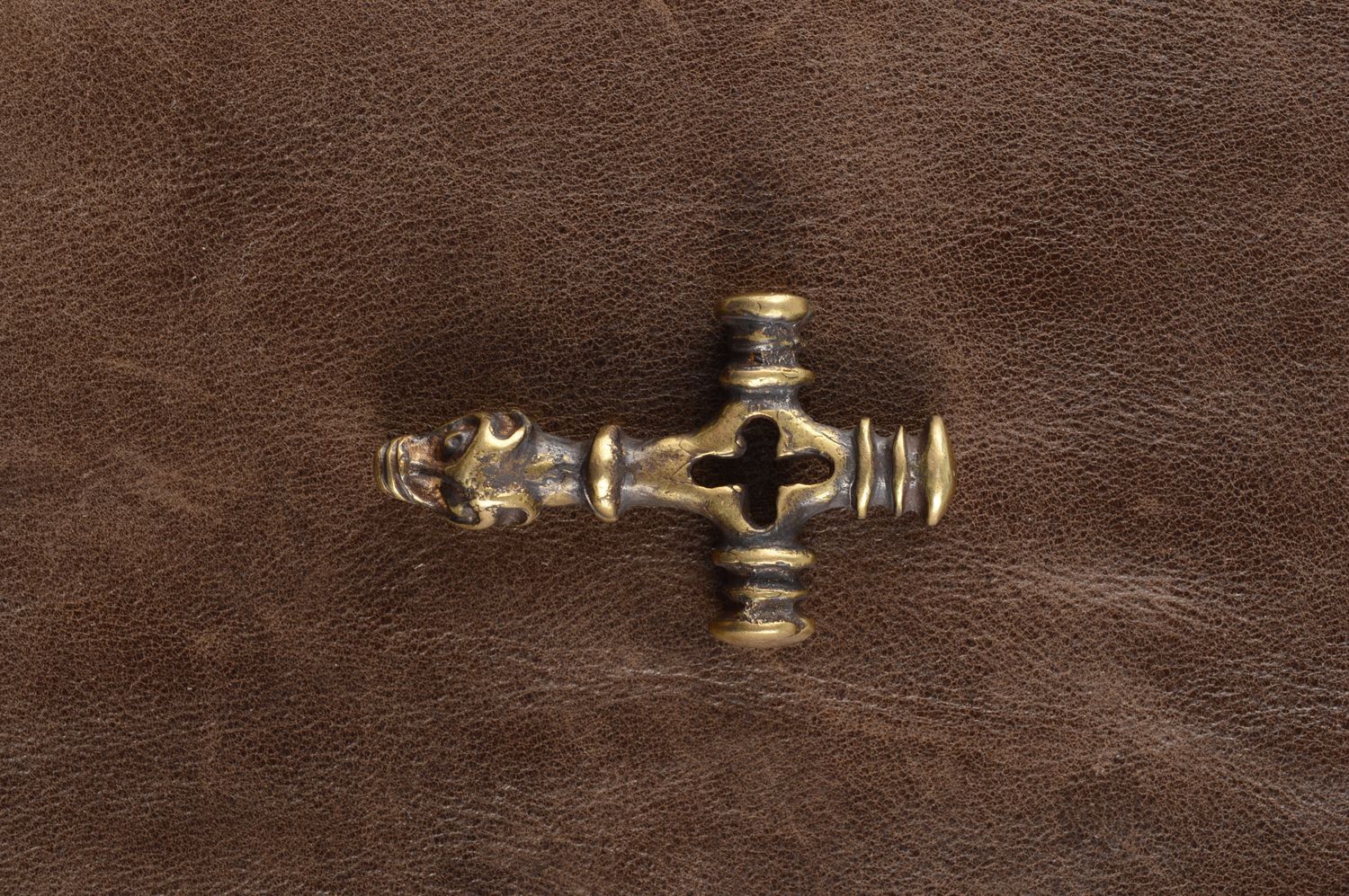 Украшение ручной работы украшение из бронзы кулон на шею крест святого Олафа фото 1