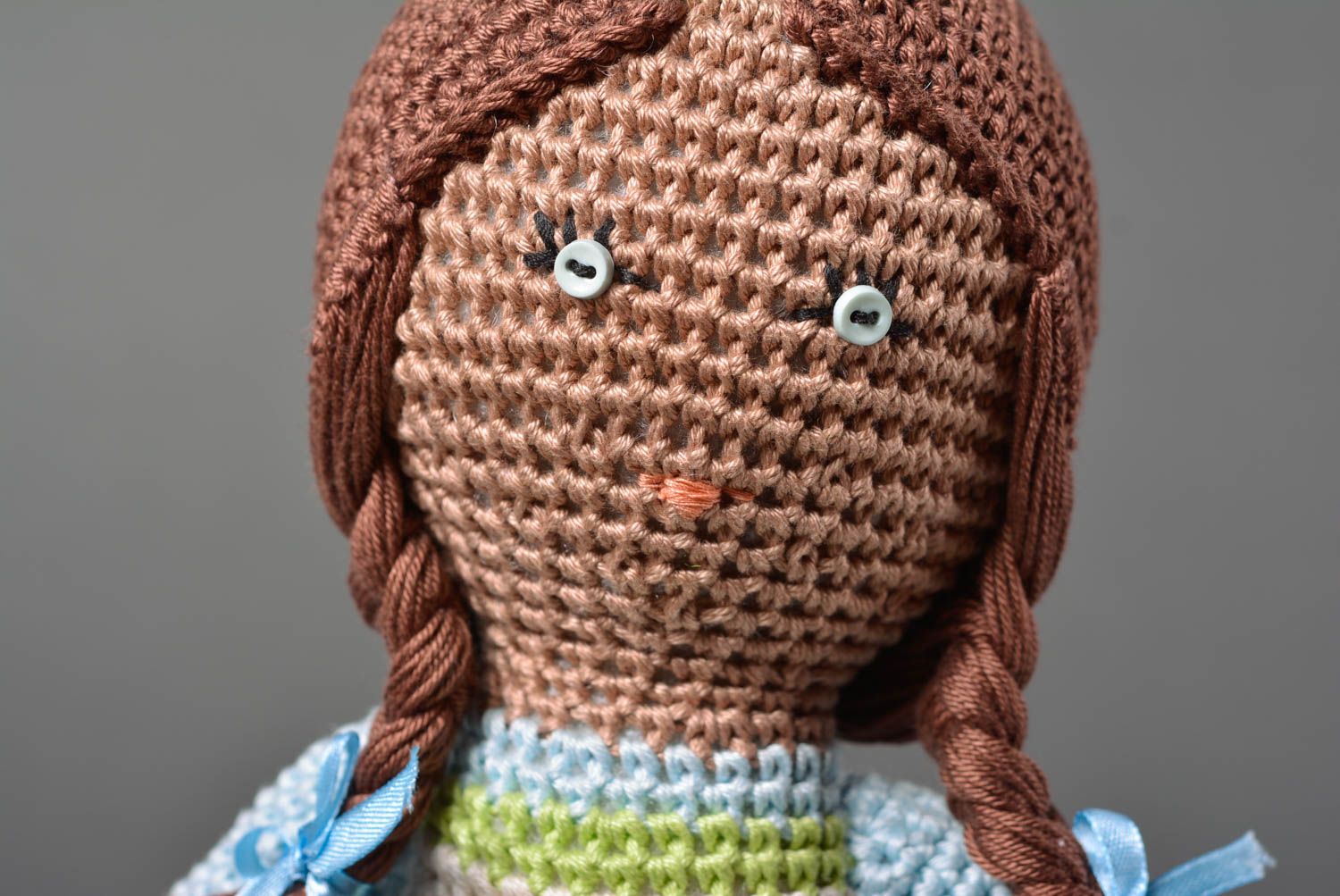 Poupée tricotée au crochet Jouet fait main en coton original Cadeau enfant photo 2