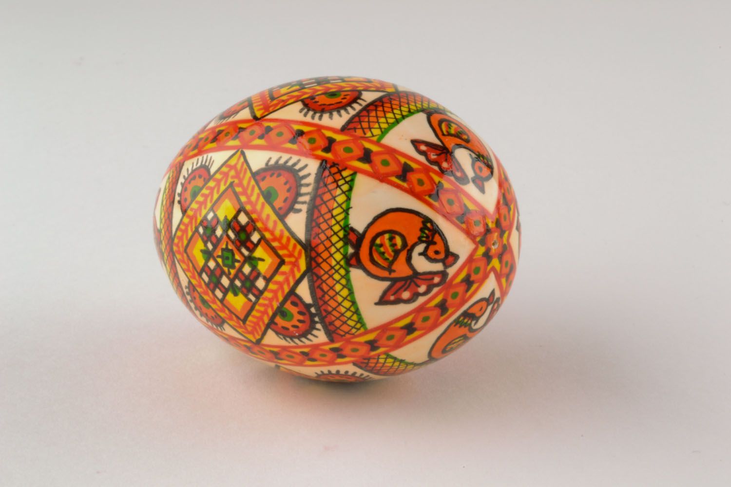 Huevo de Pascua hecho de madera foto 4