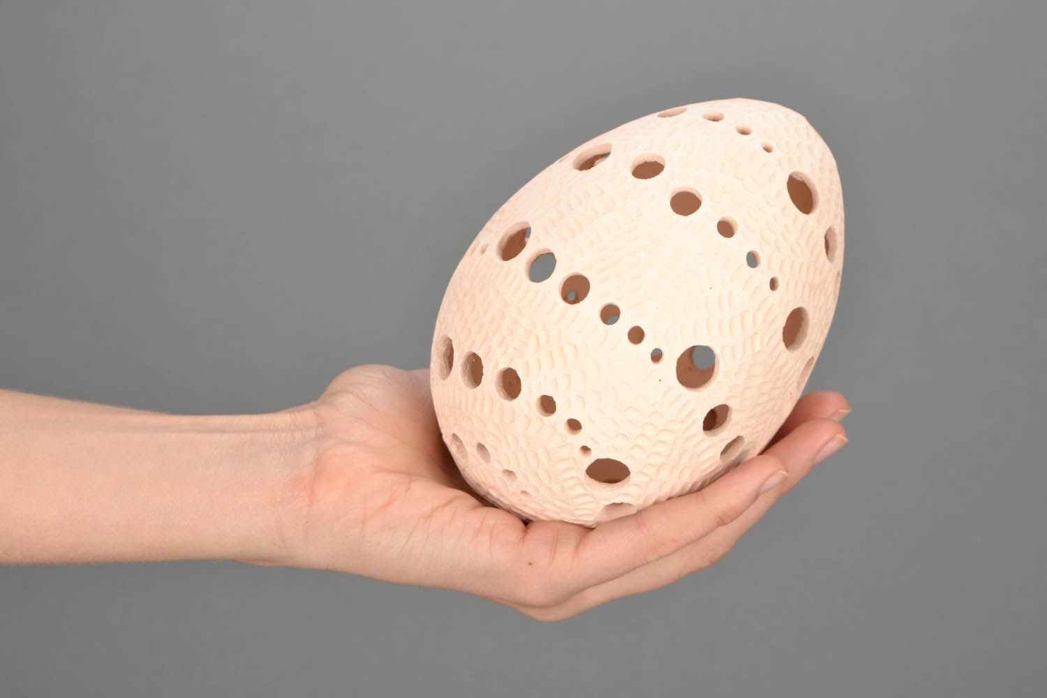 Huevo de cerámica decorativo foto 2