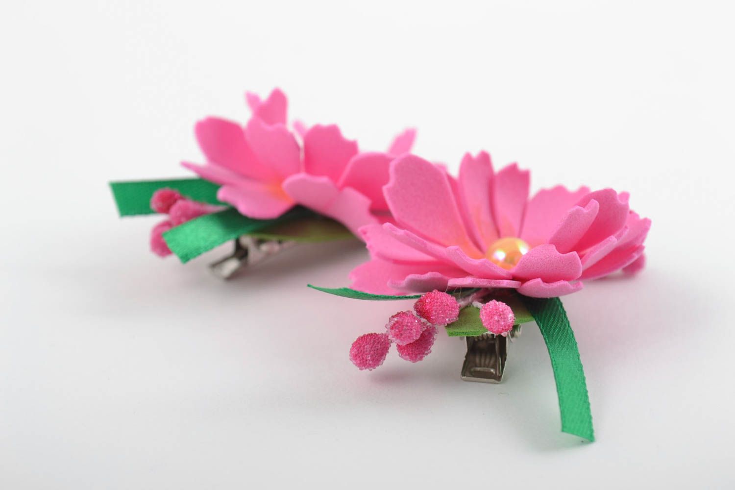 Haarspangen Blumen Schmuck handgemacht Accessoires für Haare in Rosa und Grün foto 10