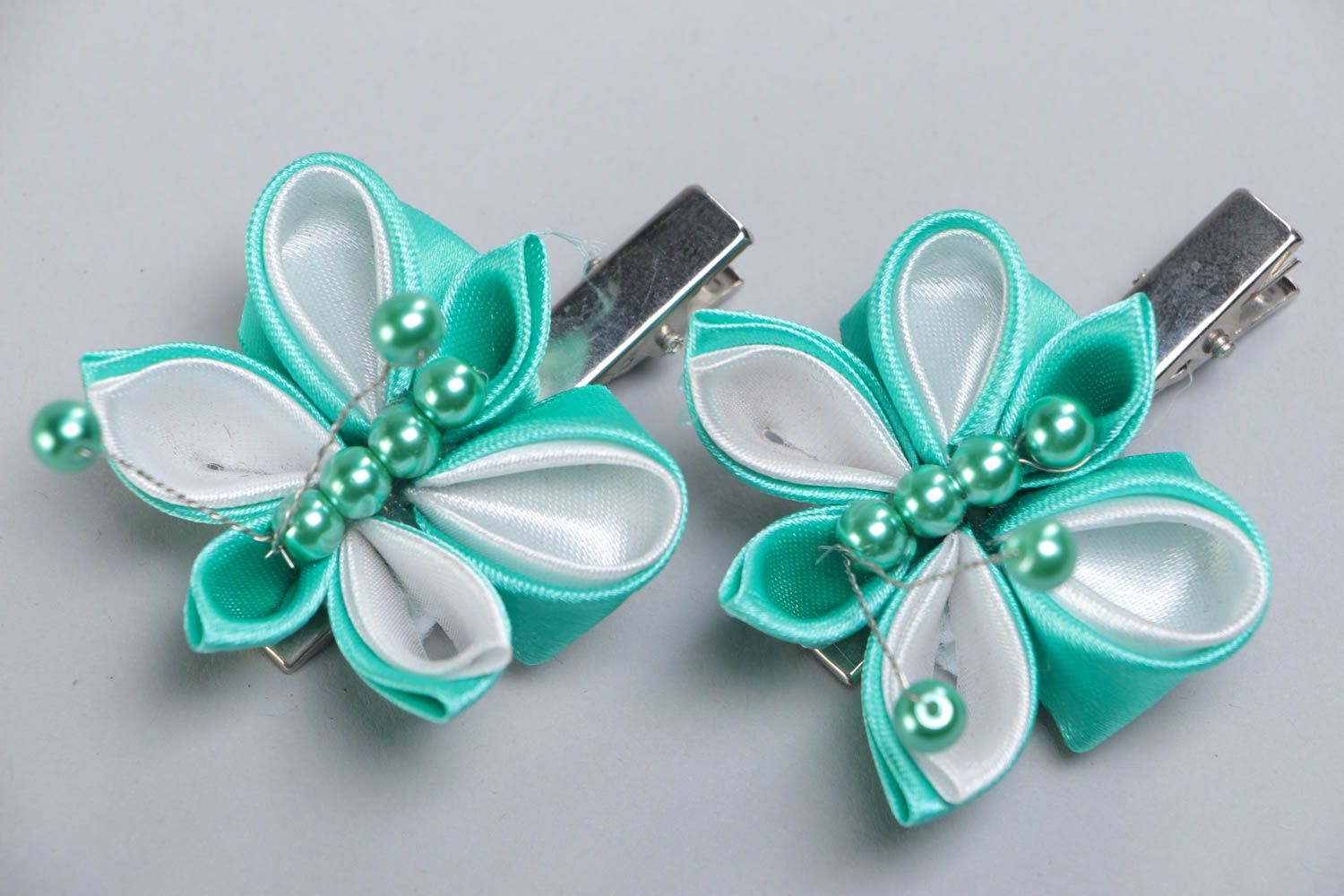 Set of beautiful handmade kanzashi hair clips for children 2 pieces photo 2